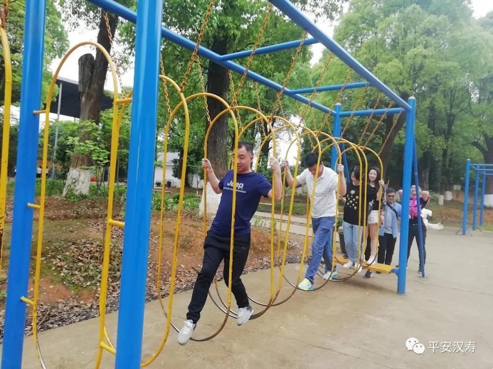 caff0434ecbc4f2a93c2d4efabb7c5f8.jpg